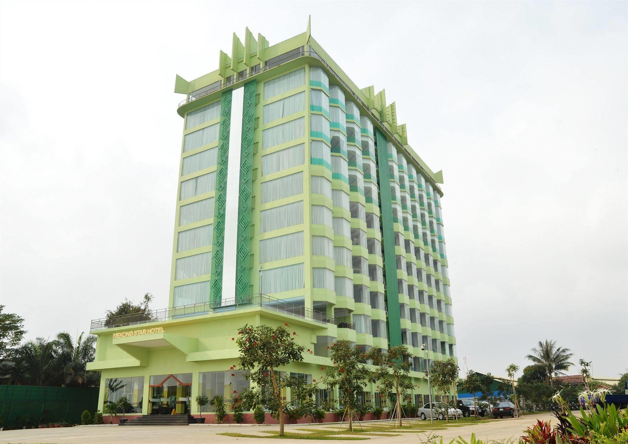 High Sky Hotel Phnom Penh Extérieur photo